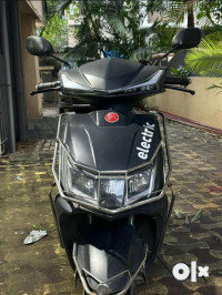 Hero Electric Atria LX