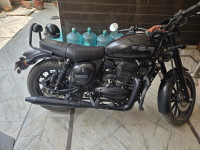 Jawa 42 Dual Channel ABS AllStar Black