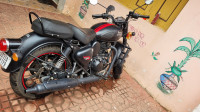 Royal Enfield Classic Stealth Black