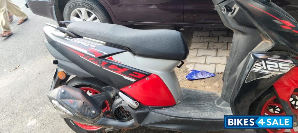 Red-blk TVS NTORQ 125 Race XP