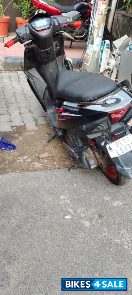 Red-blk TVS NTORQ 125 Race XP