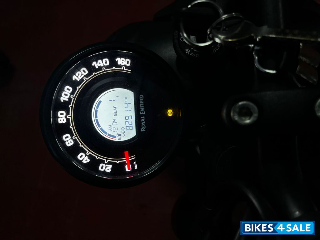 Dapper Grey Royal Enfield Hunter 350 Metro Dapper Grey Royal Enfield Hunter 350 Metro