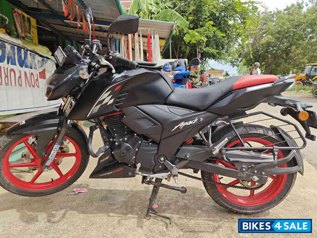 TVS Apache RTR 160 4V Special Edition