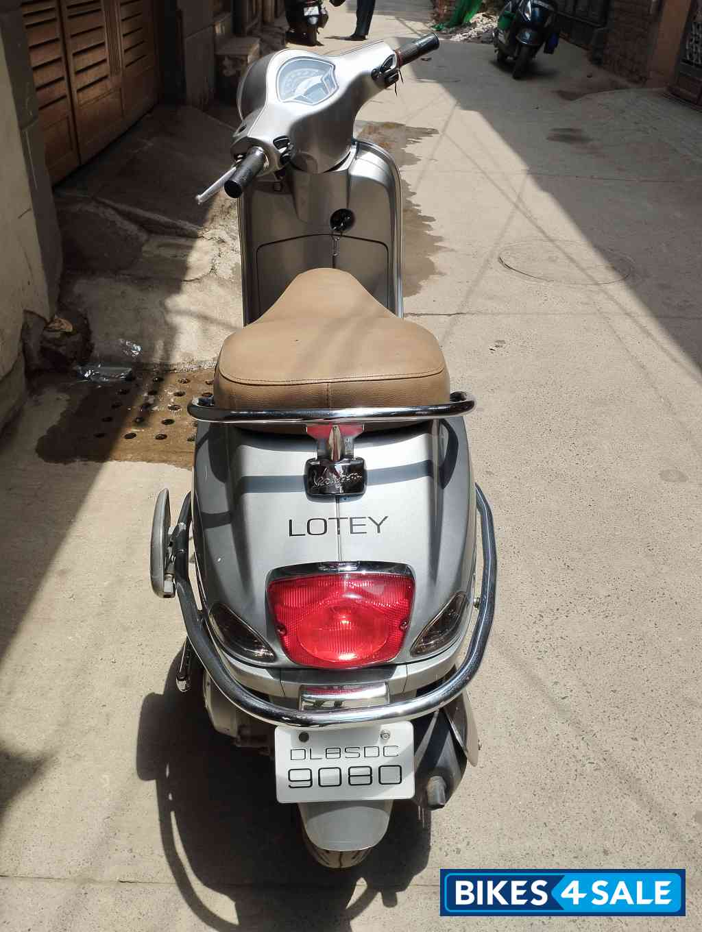 Maze Grey Vespa VXL 125 BS6