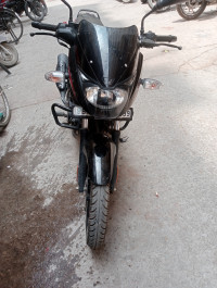 Bajaj Pulsar 125 Carbon Fibre Disc Split Seat 2024 Model