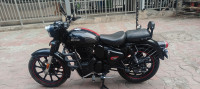 Royal Enfield Classic Stealth Black 2022 Model