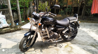 Black Royal Enfield Thunderbird 350