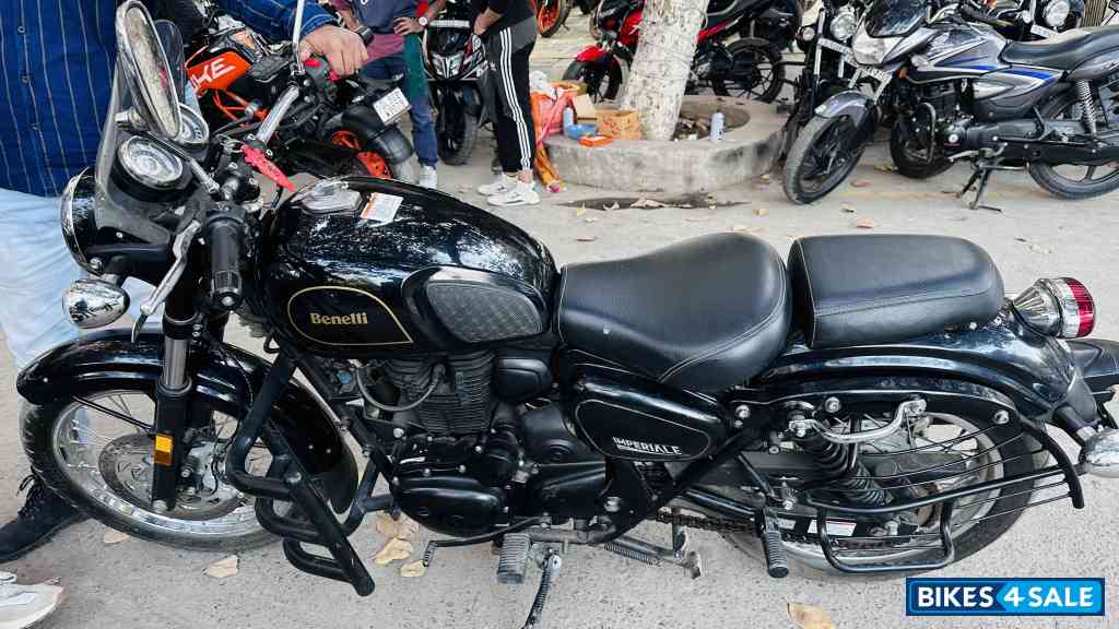 Benelli Imperiale 400 BS6