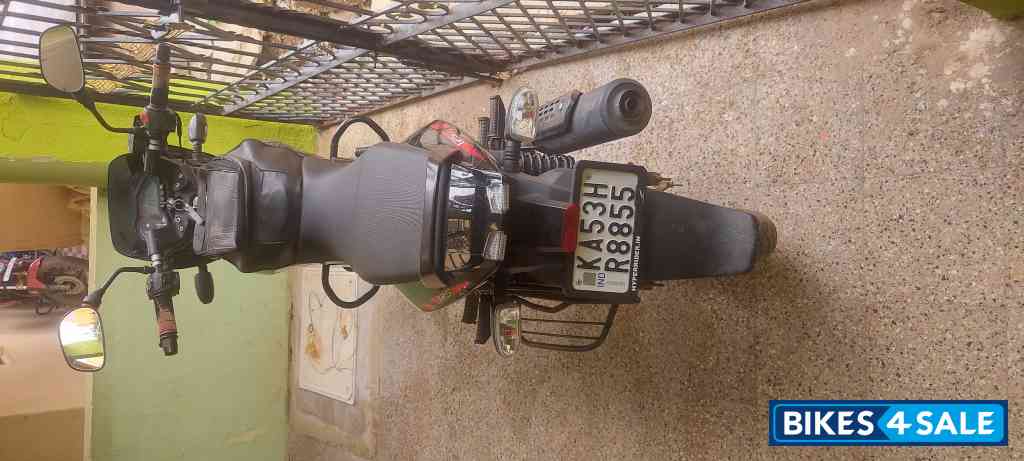 Black And Red Bajaj Pulsar 125 Black And Red Bajaj Pulsar 125