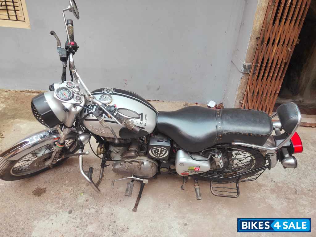 Silver Royal Enfield Bullet Electra