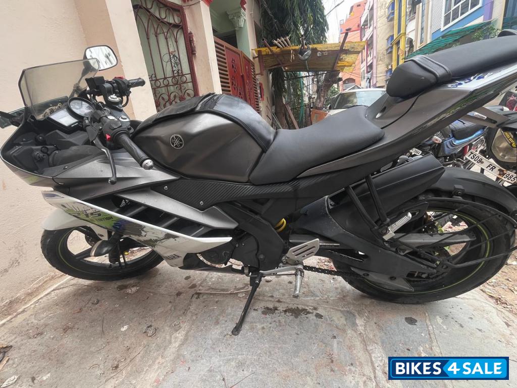 Yamaha YZF R15