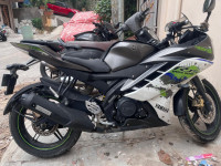 Yamaha YZF R15
