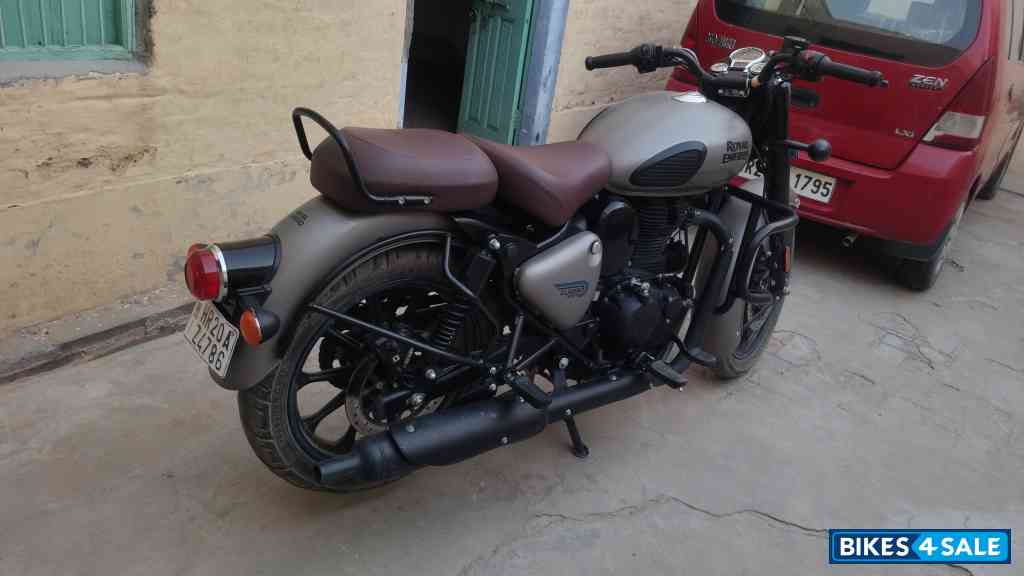 Royal Enfield Classic 350