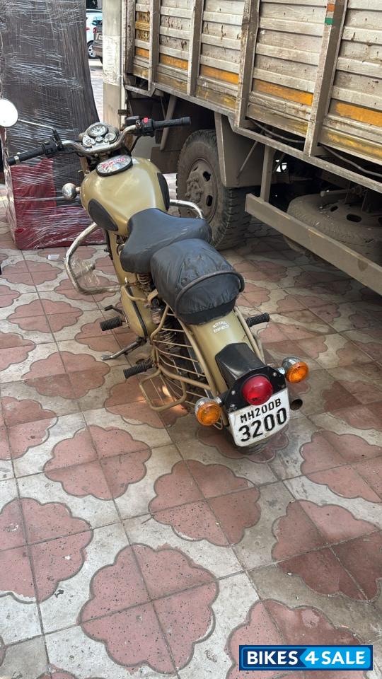 Royal Enfield Classic Desert Storm