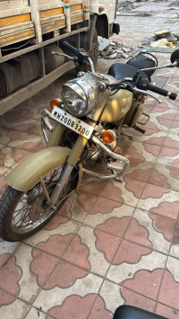 Royal Enfield Classic Desert Storm