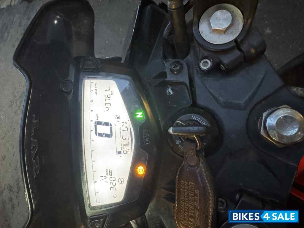 TVS Apache RTR 200 4V