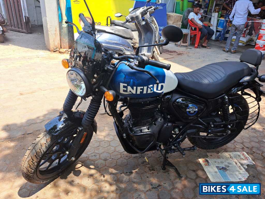 Royal Enfield Hunter 350 Metro
