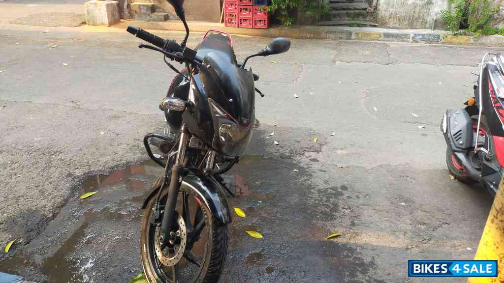 Black Bajaj Pulsar 150 DTSi