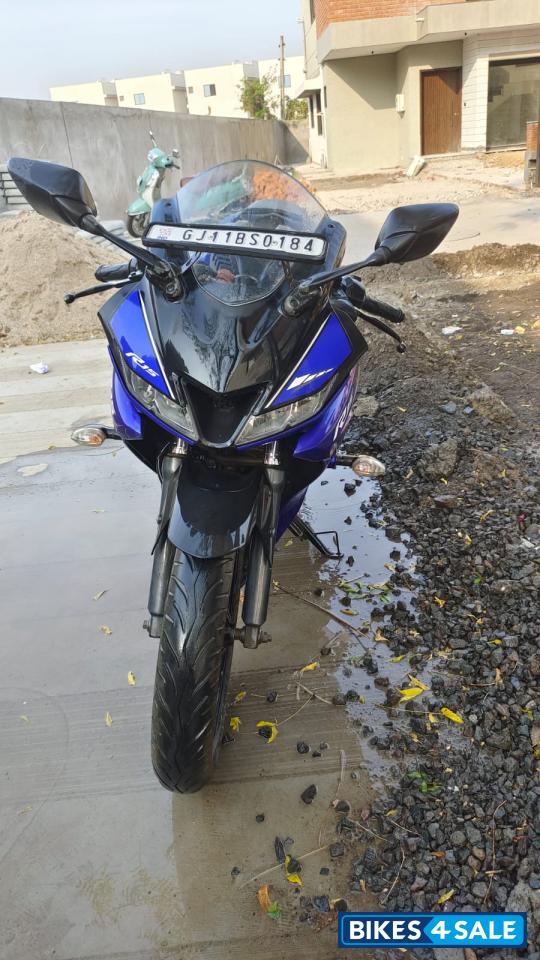 Deep Purplish Blue Yamaha YZF R15 V3