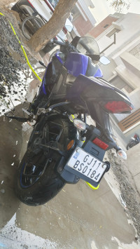 Deep Purplish Blue Yamaha YZF R15 V3