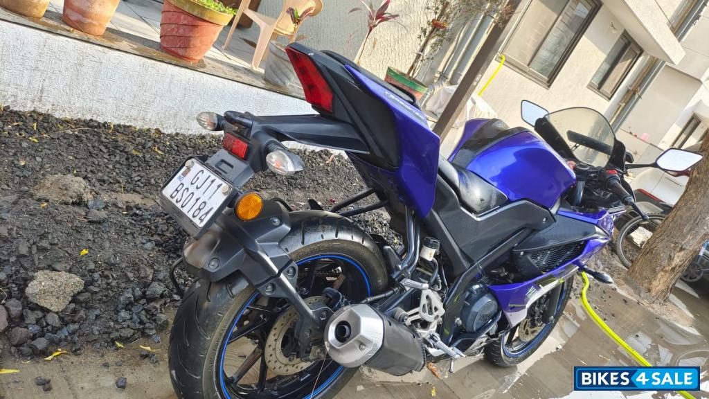 Deep Purplish Blue Yamaha YZF R15 V3