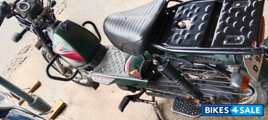 TVS XL 100 Heavy Duty