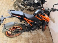 KTM Duke 200 ABS
