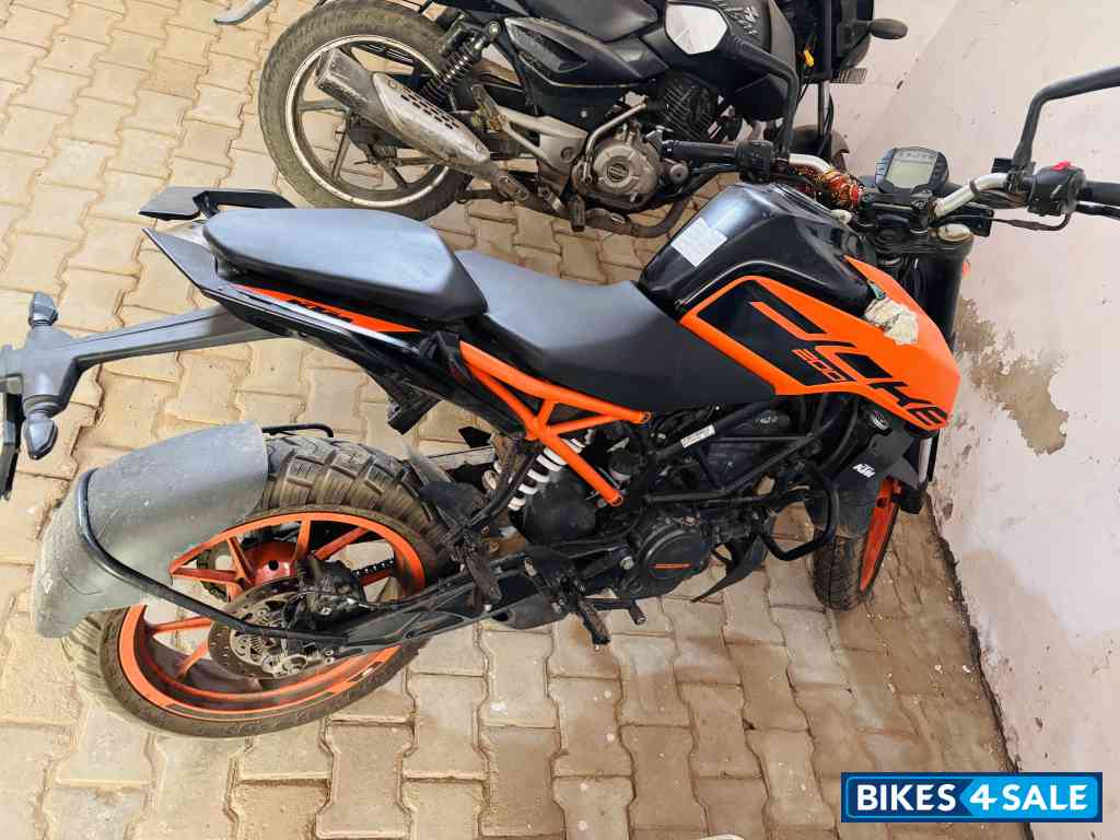 KTM Duke 200 ABS