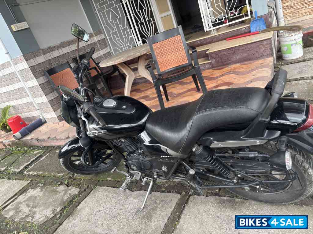 Bajaj Avenger Street 160
