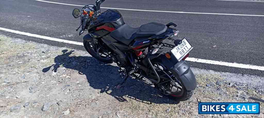Bajaj Pulsar NS 160 BS6