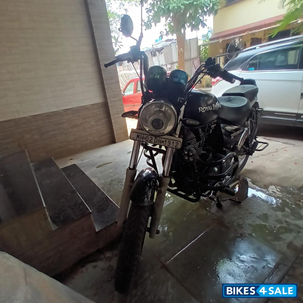 Royal Enfield Thunderbird