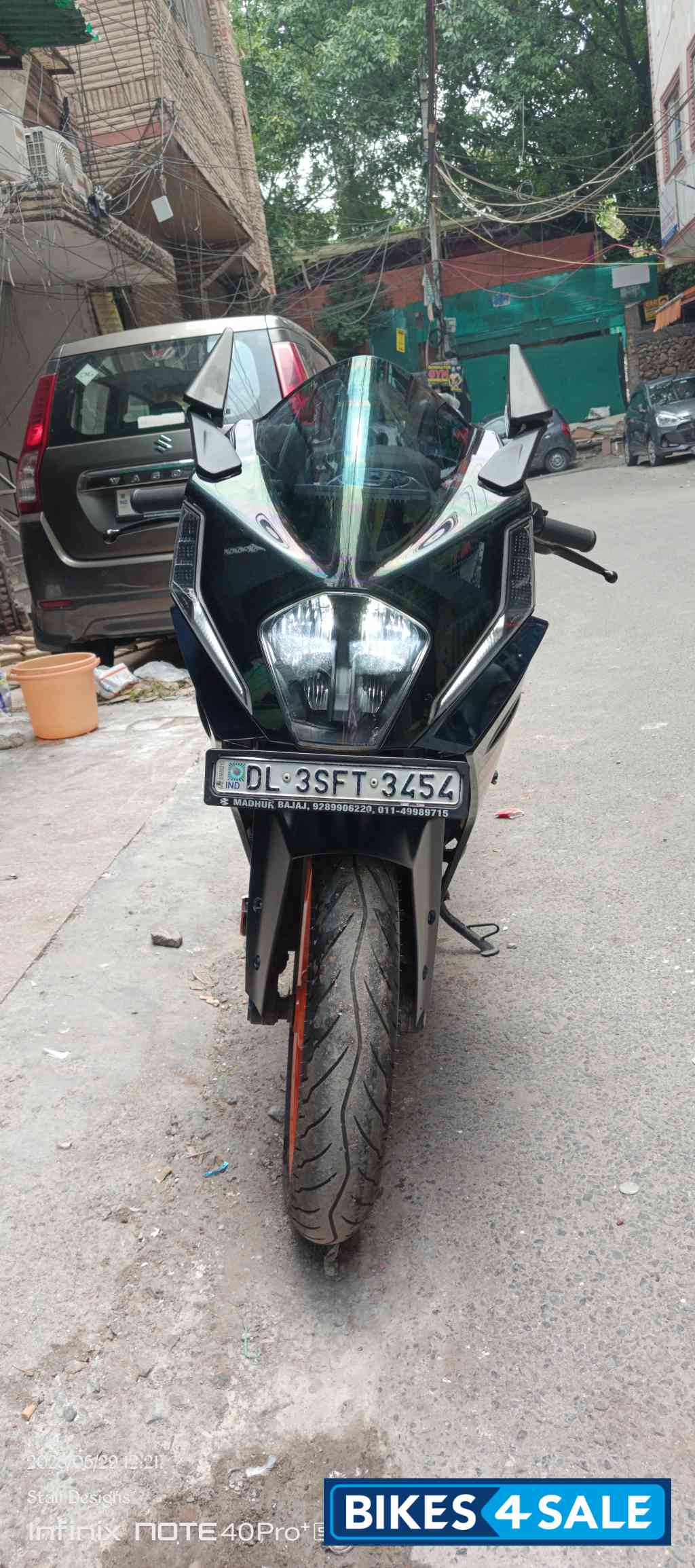 Blue KTM RC 200 2024