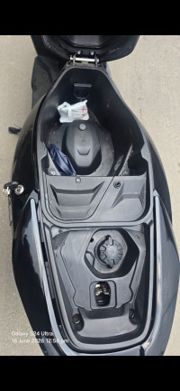 Black And Gray Hero Xoom ZX