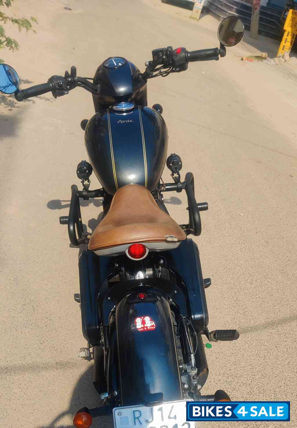 Matt Charcoal Grey Jawa Perak