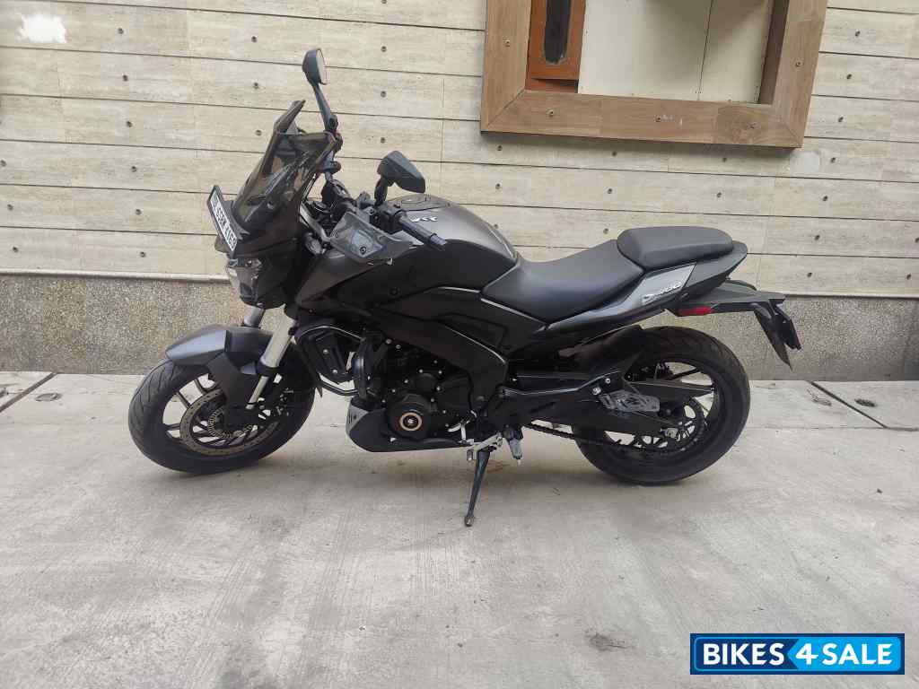Black Bajaj Dominar 400 ABS BS6