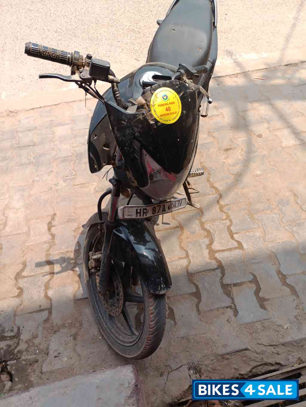 Black Honda Livo 110