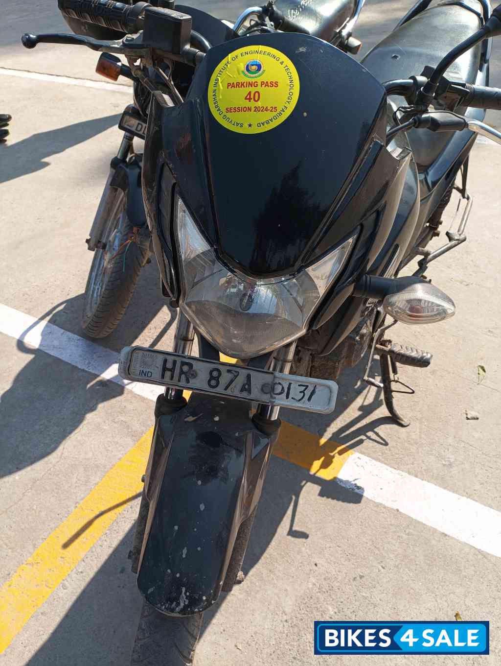 Black Honda Livo 110