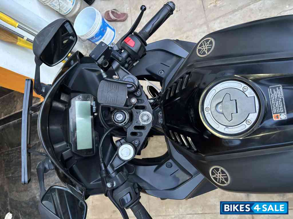 Yamaha YZF R15 V3