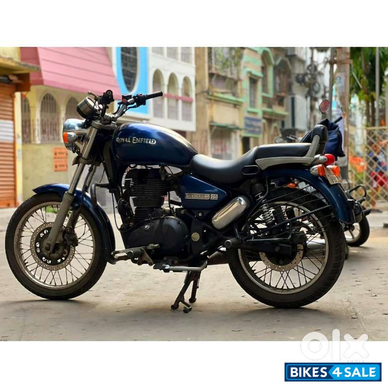 Blue Royal Enfield Thunderbird 350
