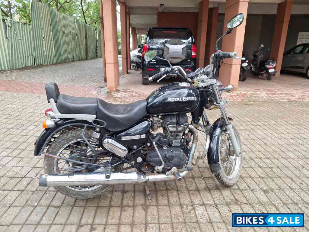 Royal Enfield Thunderbird 350 Royal Enfield Thunderbird 350