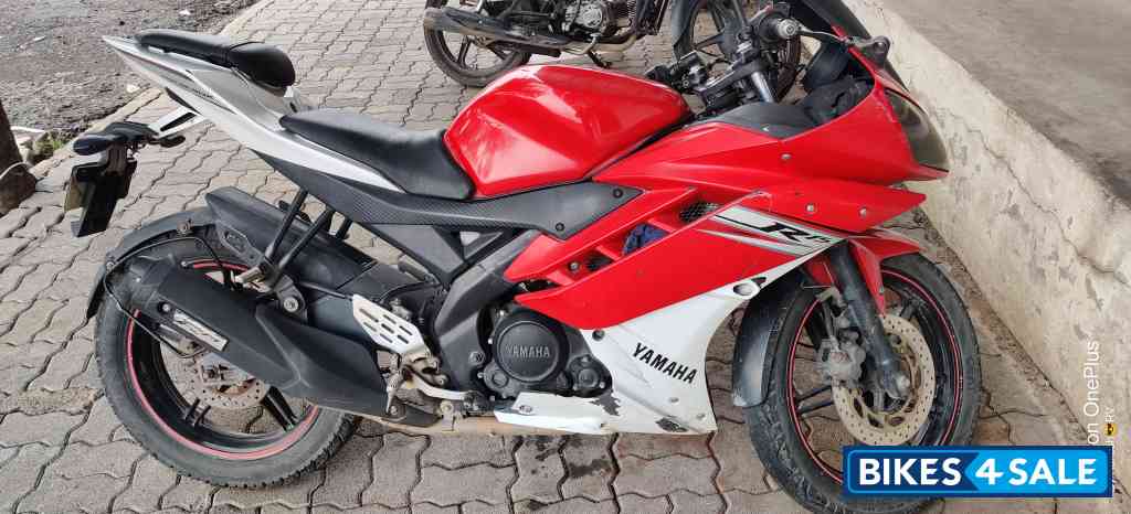 Yamaha YZF R15 V2