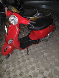 Vespa LX 125 2018 Model