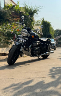 Royal Enfield Super Meteor 650