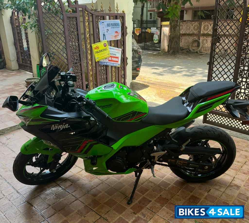 Kawasaki Ninja 400