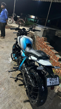 Royal Enfield Guerrilla 450 Flash