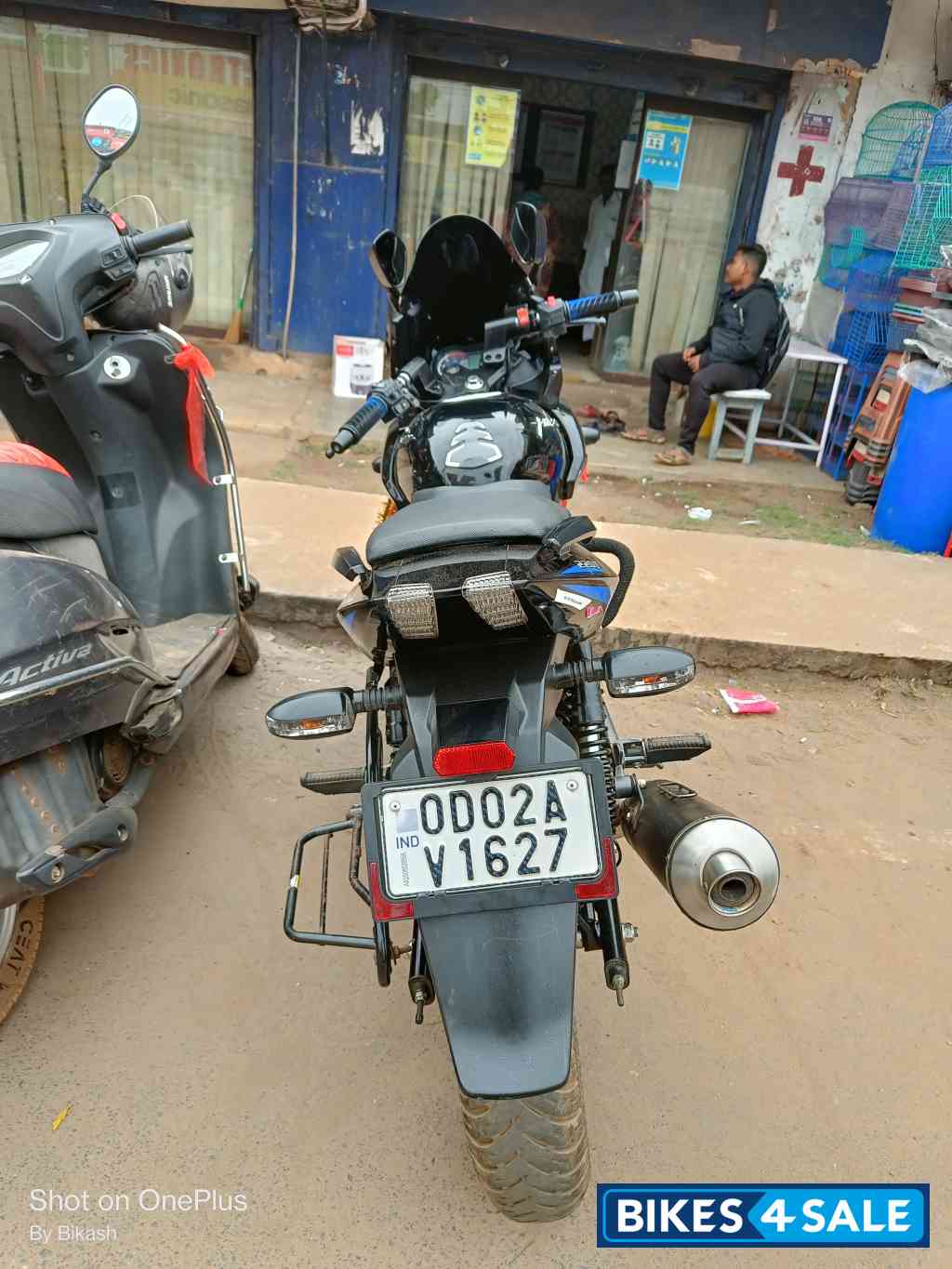 Ebony Blk Blue Dkl Bajaj Pulsar 220F