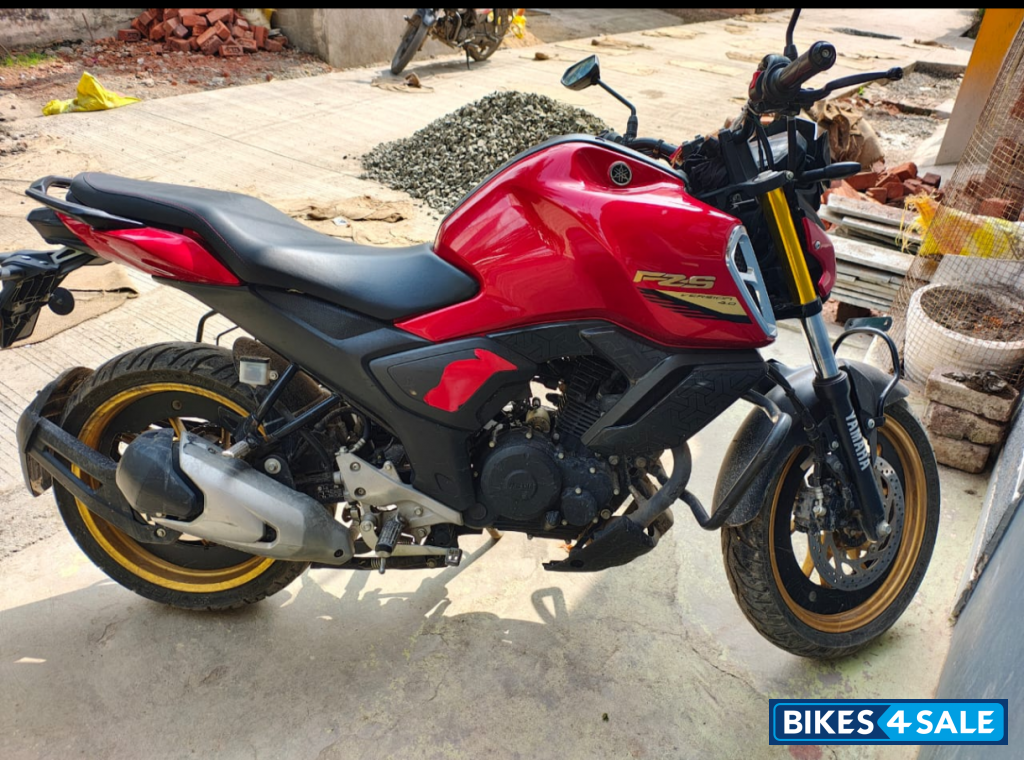 Red Yamaha FZ-S FI Ver 4.0 DLX