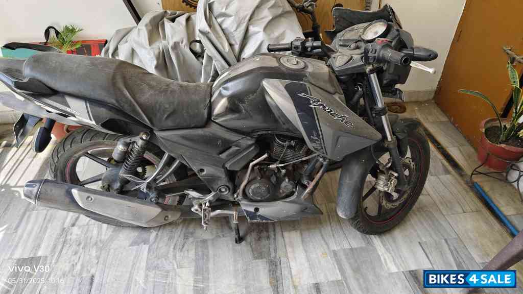 Black Grey TVS Apache RTR 160