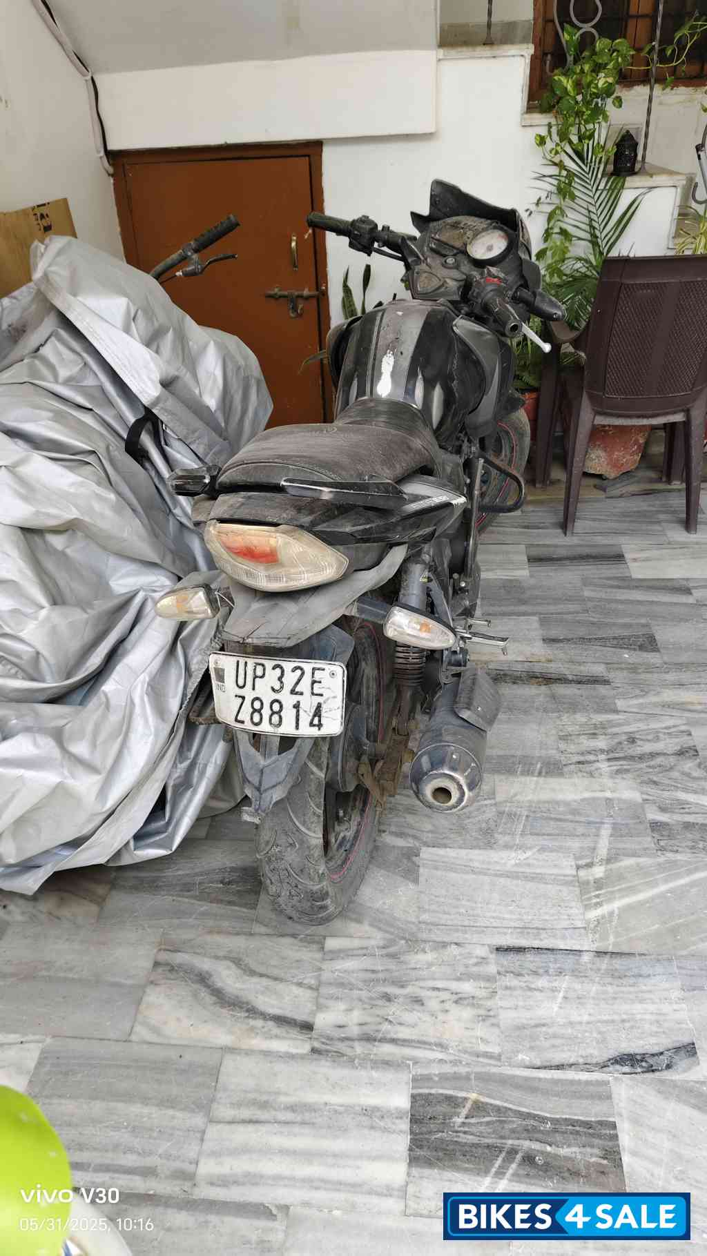 Black Grey TVS Apache RTR 160 Black Grey TVS Apache RTR 160