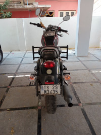 Red Benelli Imperiale 400 BS6